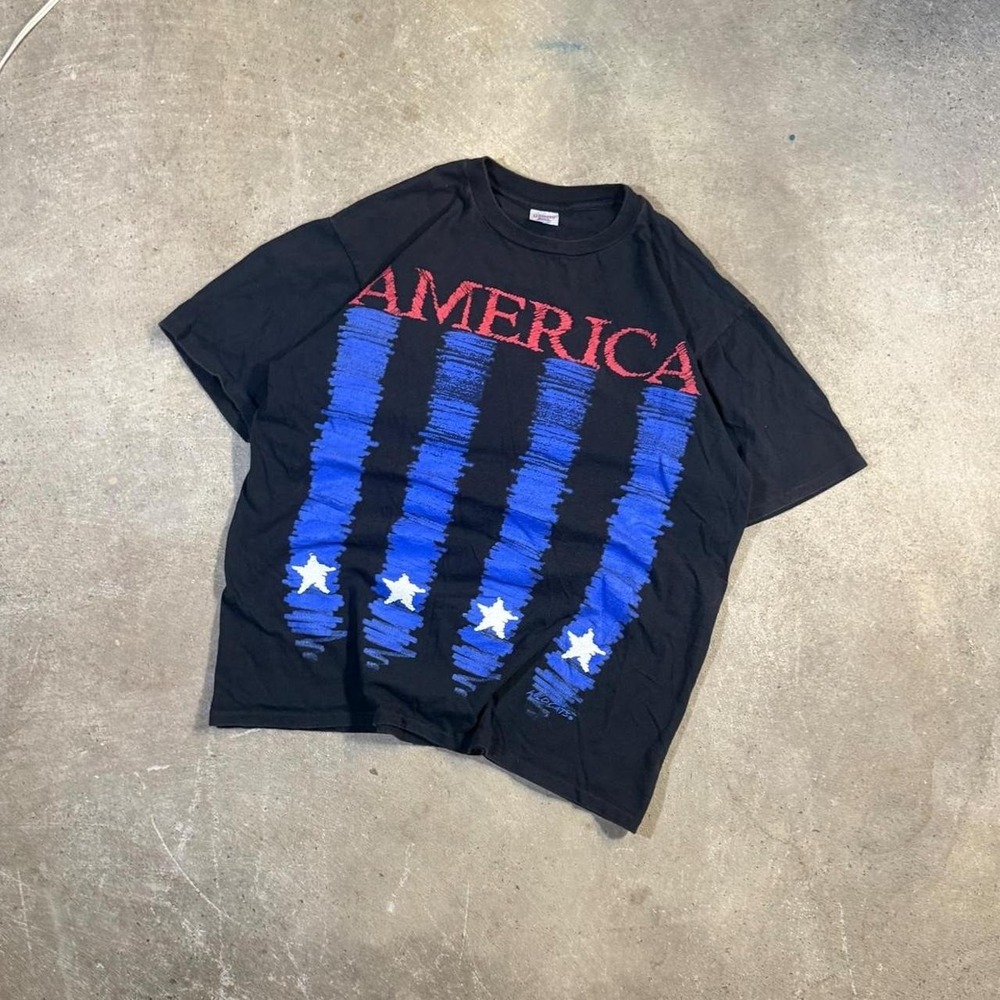 Vintage 90s single stitch America aop graphic mosquito head style t shirt